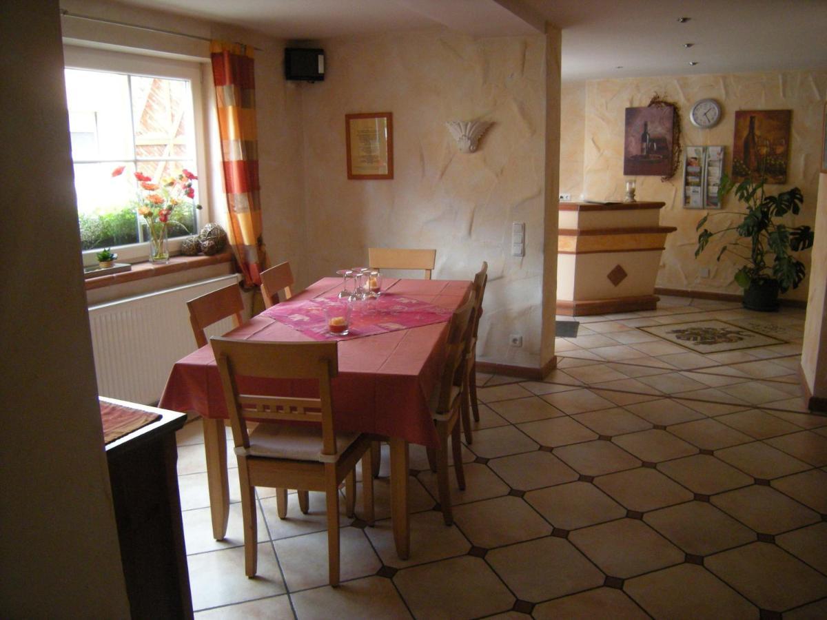 Weingut Und Gaestehaus Henrici Friesenheim is an Ortsgemeinde 外观 照片