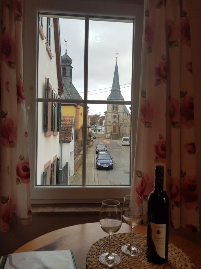 Weingut Und Gaestehaus Henrici Friesenheim is an Ortsgemeinde 外观 照片